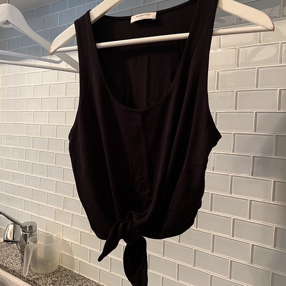 Babaton tank with tie - Picture 3 of 4